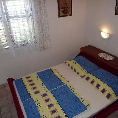 Queen's Beach Sabunike - Green Street Ii Apartamento