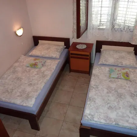 Queen's Beach Sabunike - Green Street Ii Apartamento *