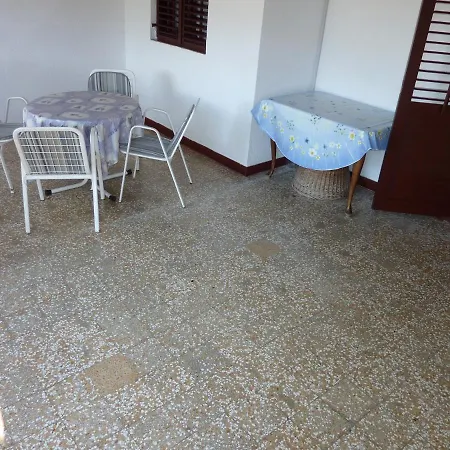 Appartement Queen's Beach Sabunike - Green Street Ii Nin